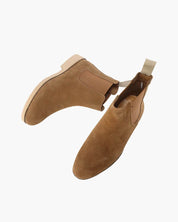 Old Money Chelsea Boots